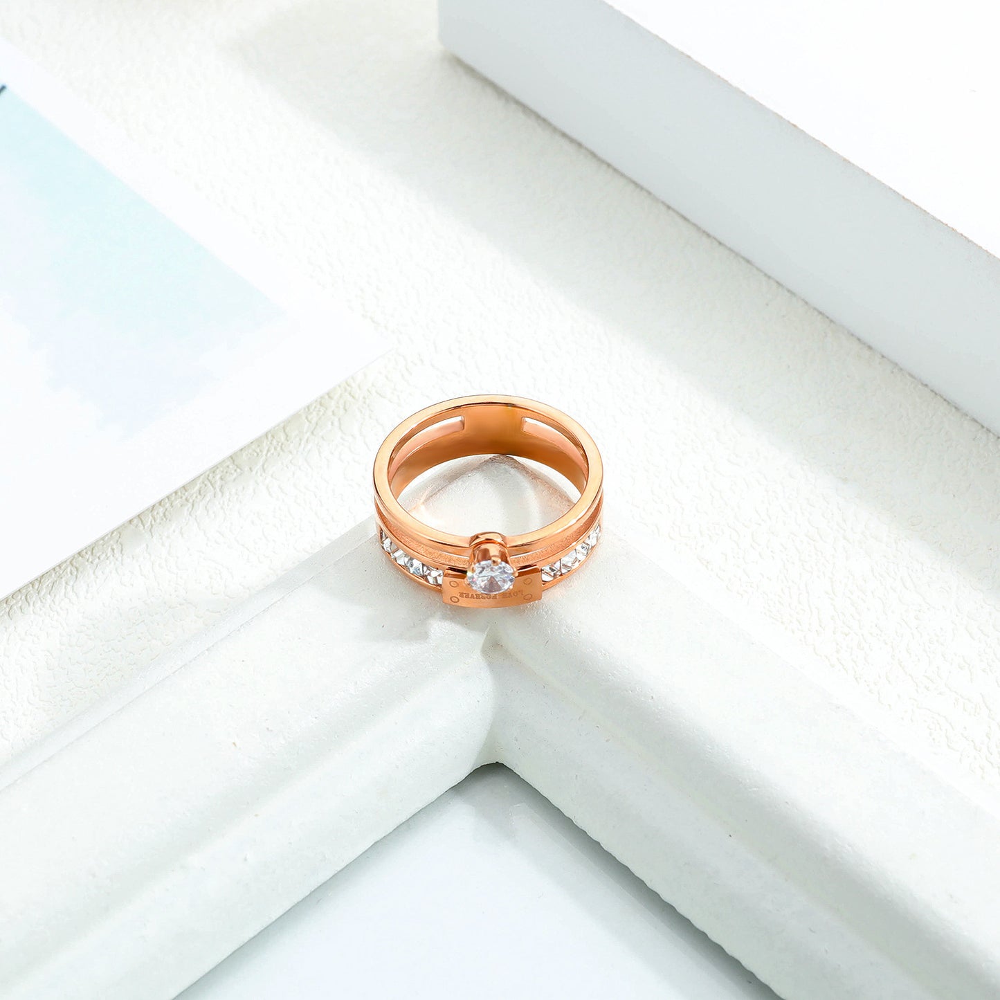 Elegant Rose Gold Diamond Ring – Fashion All-Match Women’s Jewelry
