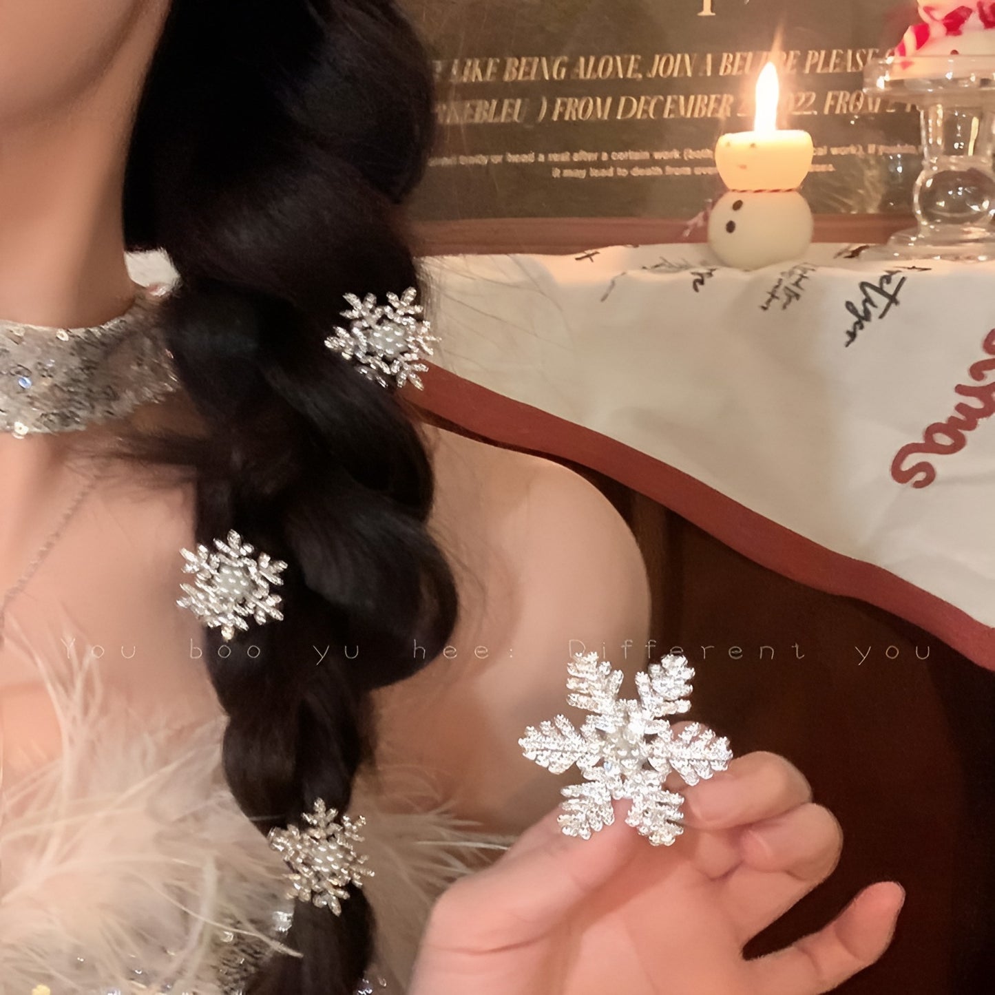 Crystal Snowflake Pearl Hair Clip – Elegant Women’s Hair Accessory