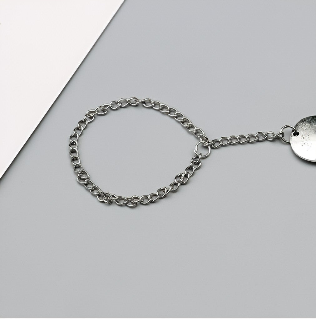 Bohemian Silver Flower Anklet – Antique Hollow Chain Foot Jewelry for Women